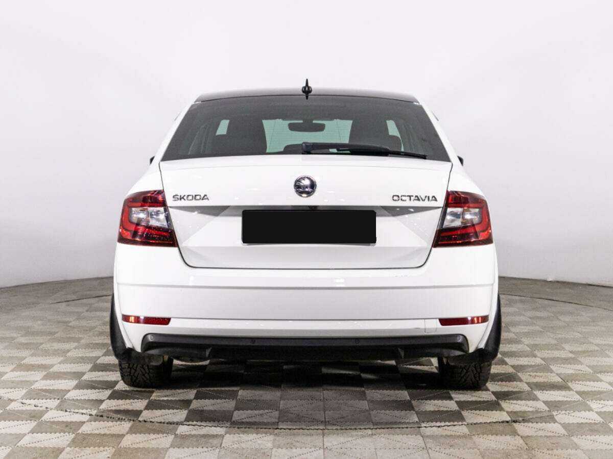 Skoda Octavia 2019 года с пробегом. Фото: #5