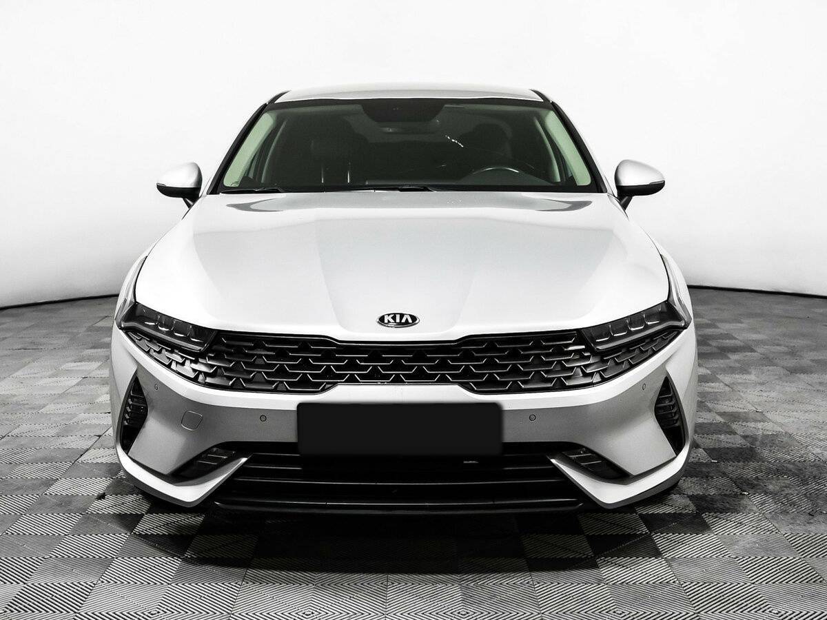 Kia K5 2021 года с пробегом. Фото: #1