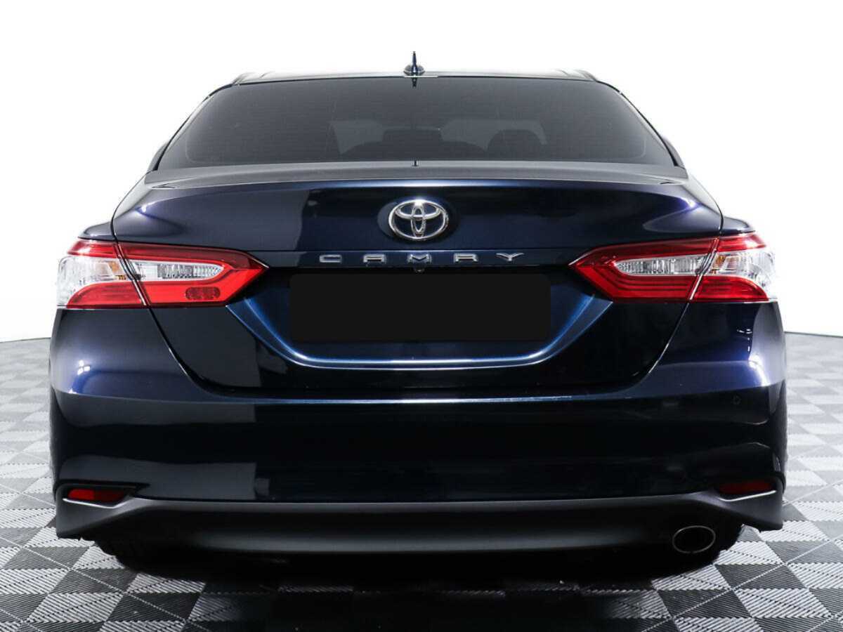 Toyota Camry 2020 года с пробегом. Фото: #4