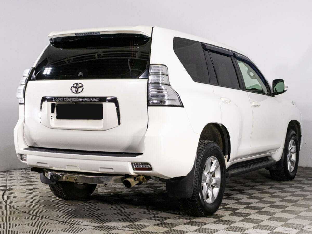 Toyota Land Cruiser Prado 2012 года с пробегом. Фото: #4