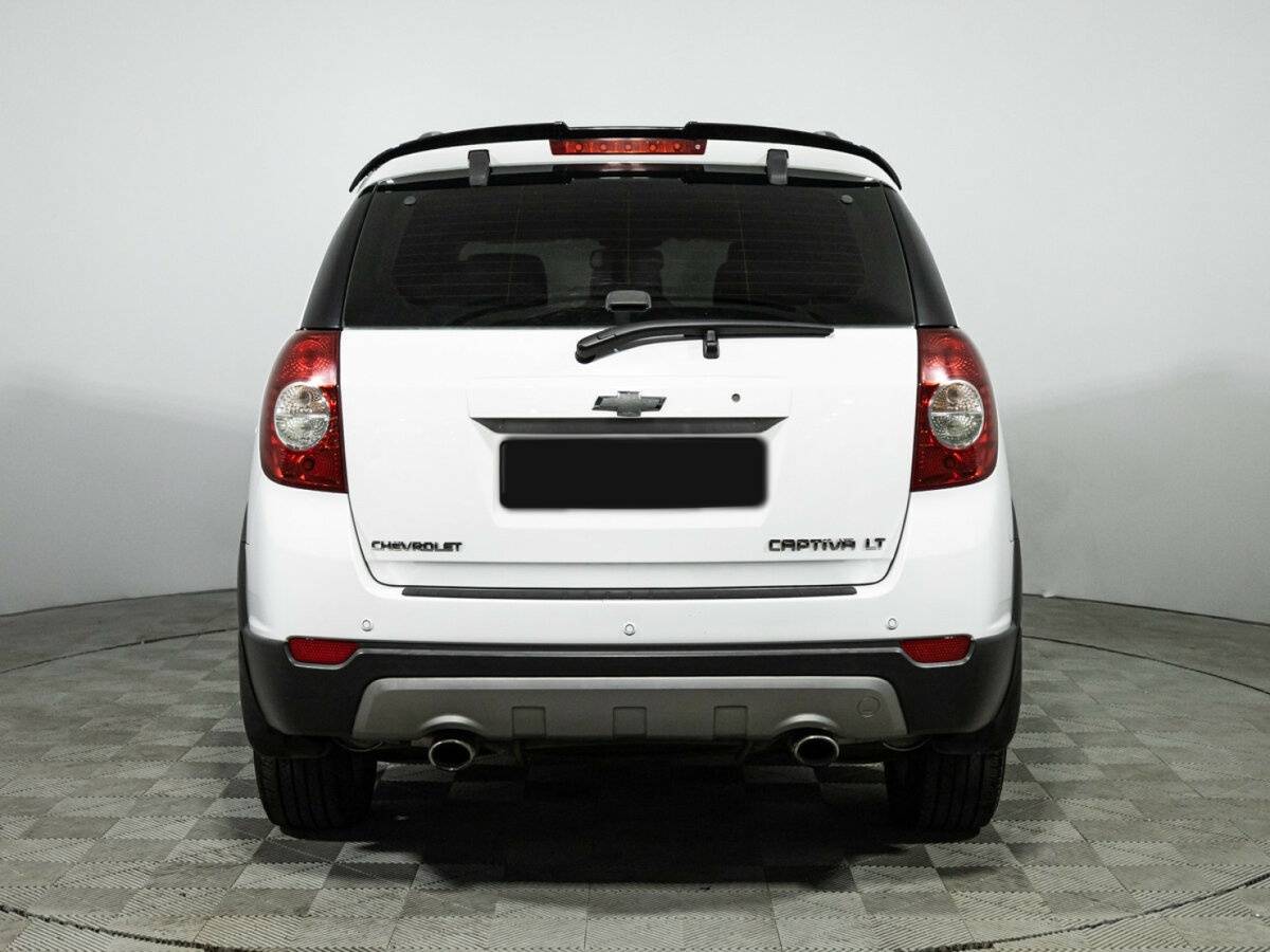 Chevrolet Captiva 2012 года с пробегом. Фото: #4