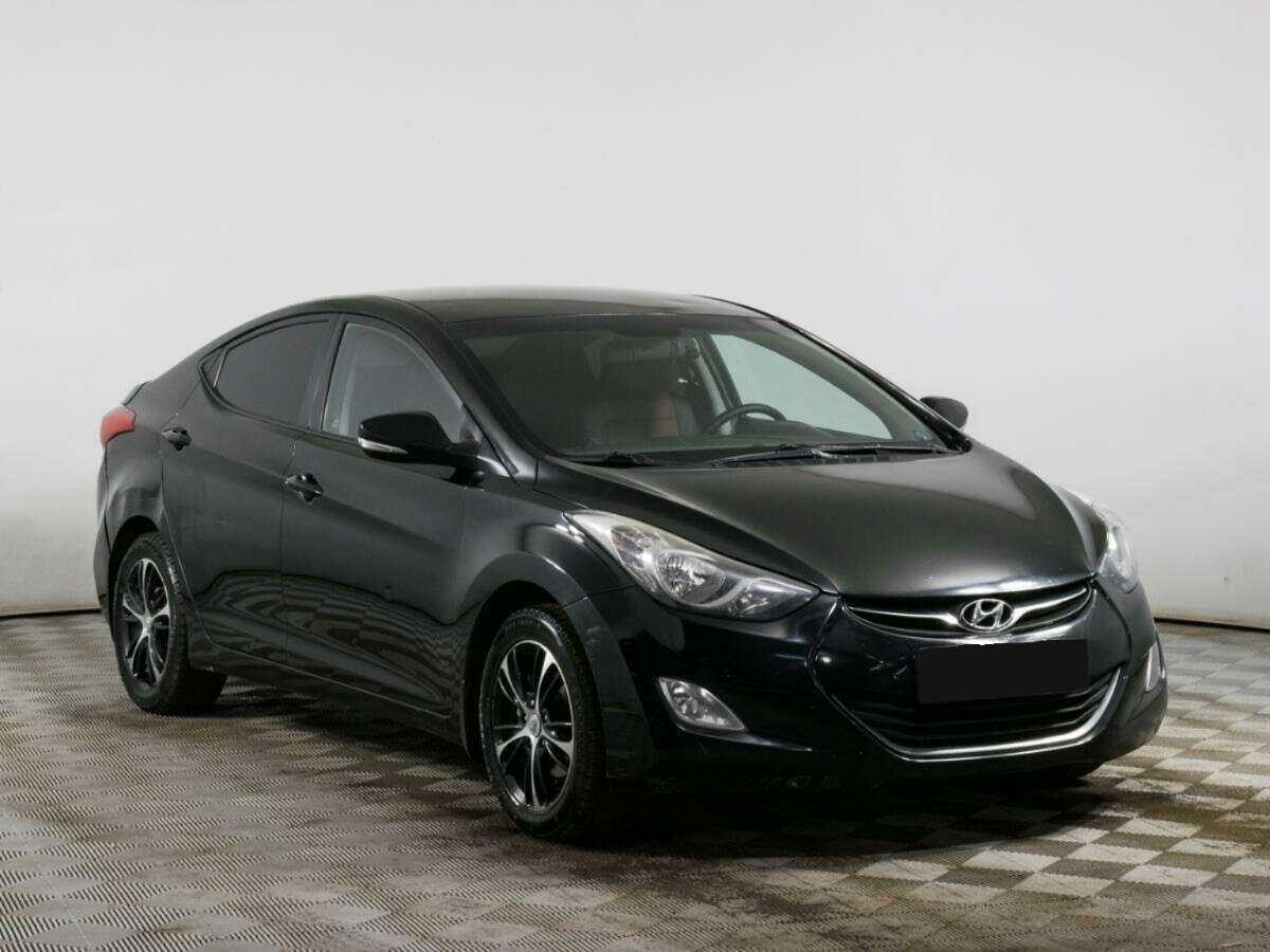 Hyundai Elantra 2012 года с пробегом. Фото: #2