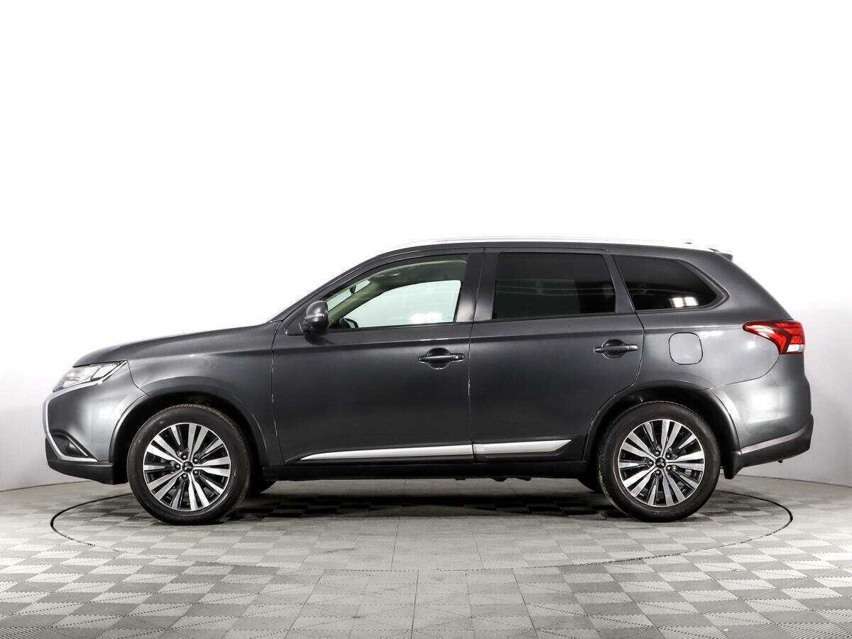 Mitsubishi Outlander 2019 года с пробегом. Фото: #3