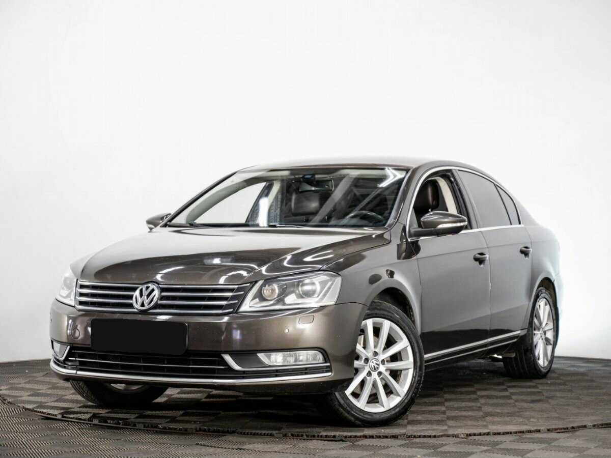 Volkswagen Passat 2012 года с пробегом. Фото: #0