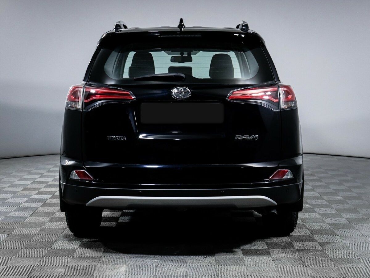 Toyota RAV4 2018 года с пробегом. Фото: #5