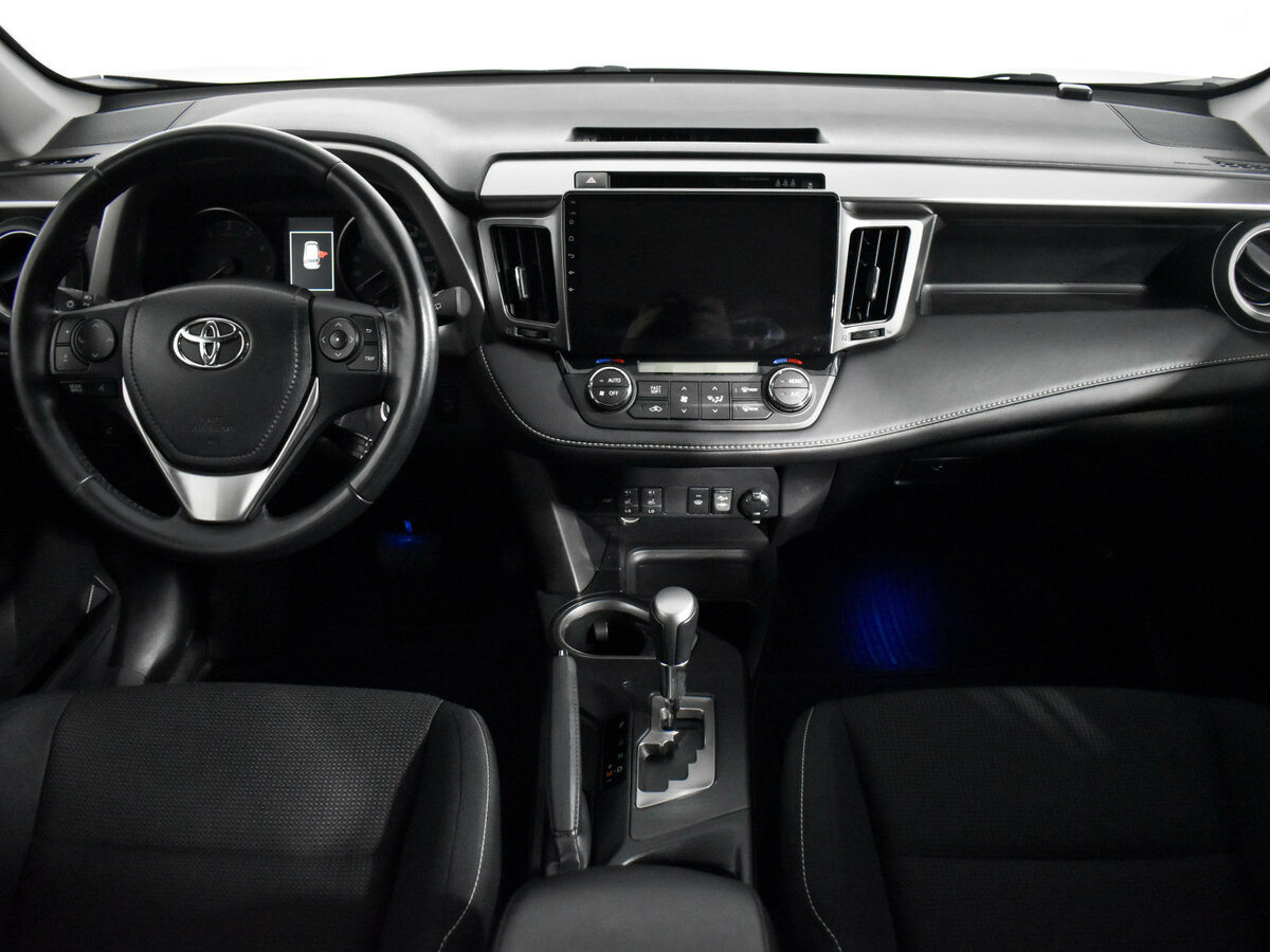 Toyota RAV4 2016 года с пробегом. Фото: #11