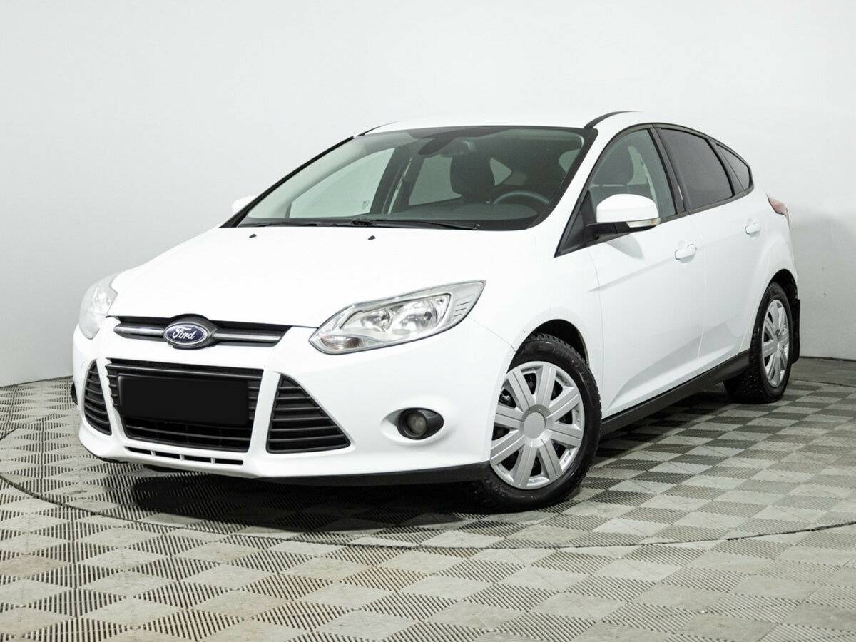 Ford Focus 2012 года с пробегом. Посмотреть фото