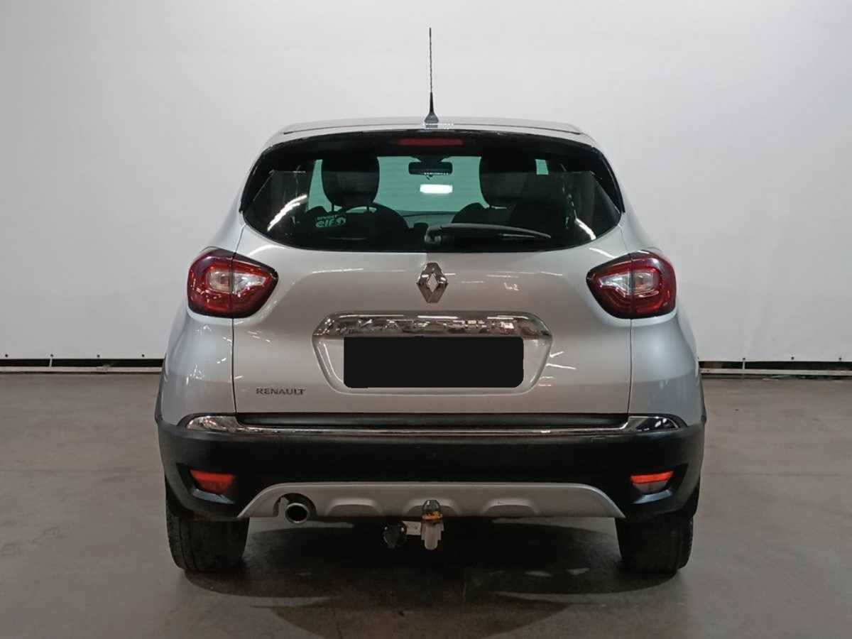 Renault Kaptur 2016 года с пробегом. Фото: #5