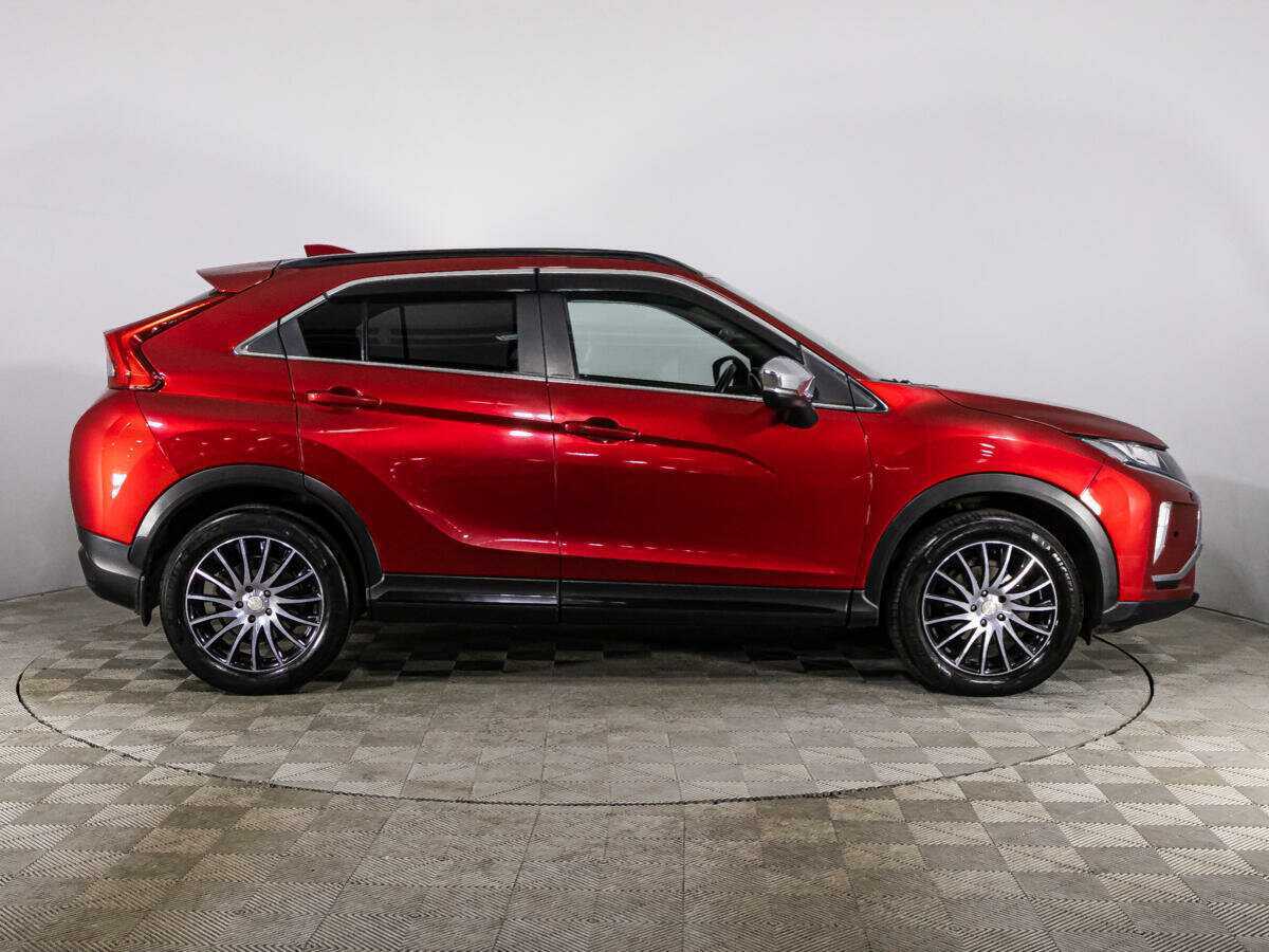 Mitsubishi Eclipse Cross 2019 года с пробегом. Фото: #3