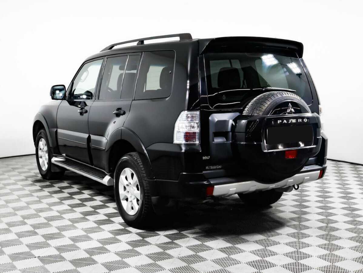 Mitsubishi Pajero 2013 года с пробегом. Фото: #6