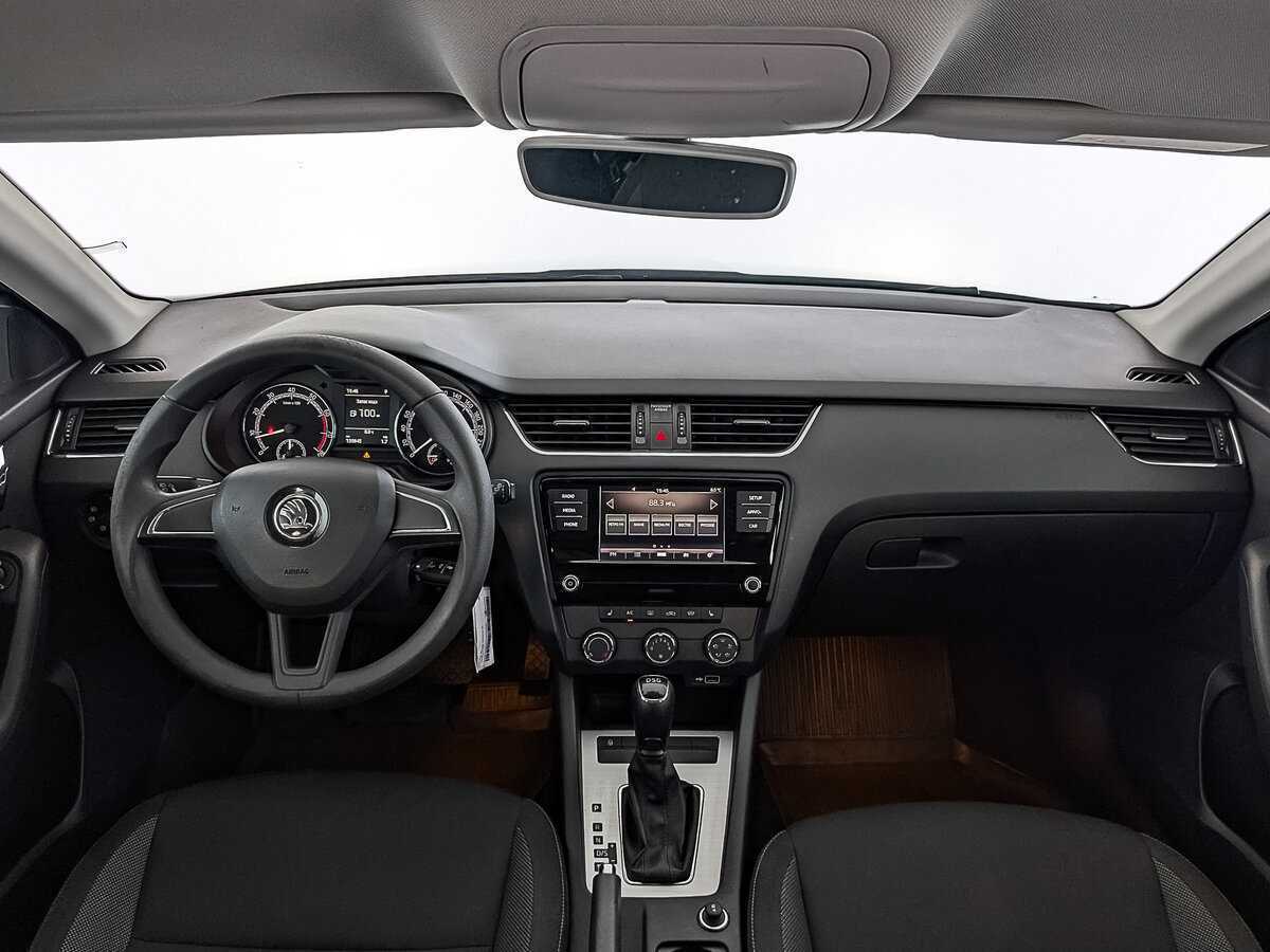 Skoda Octavia 2018 года с пробегом. Фото: #13