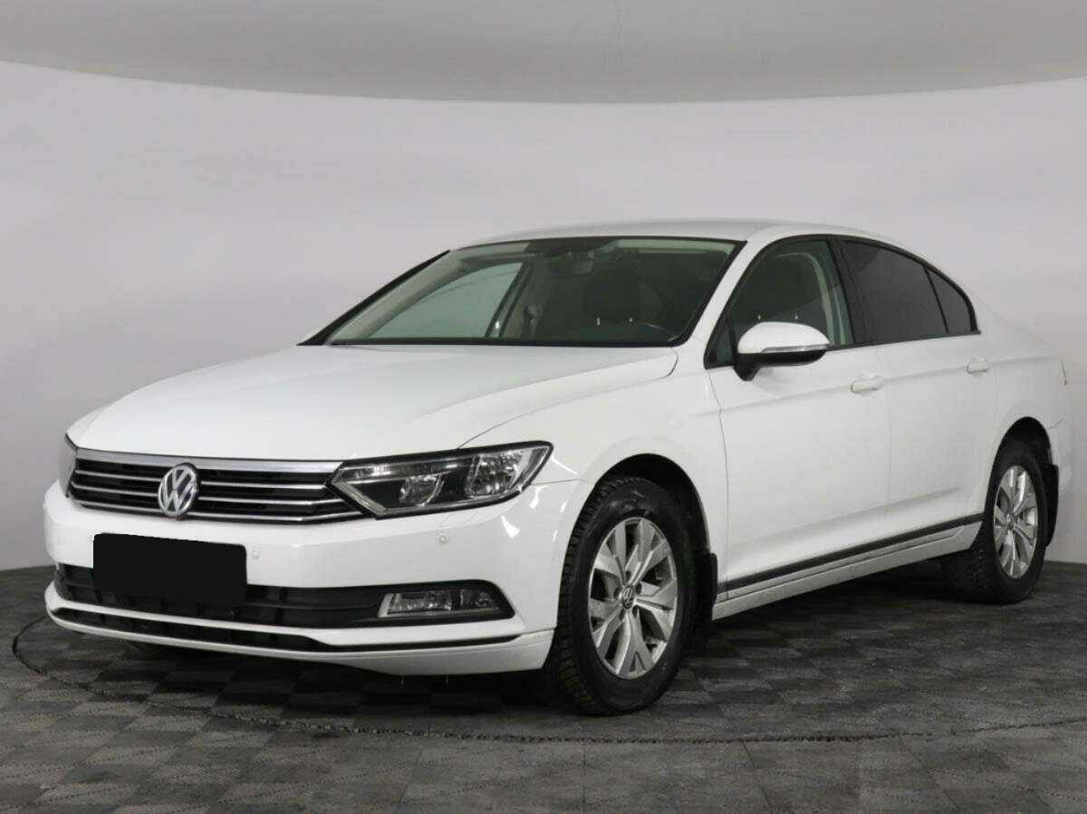 Volkswagen Passat 2016 года с пробегом. Фото: #0