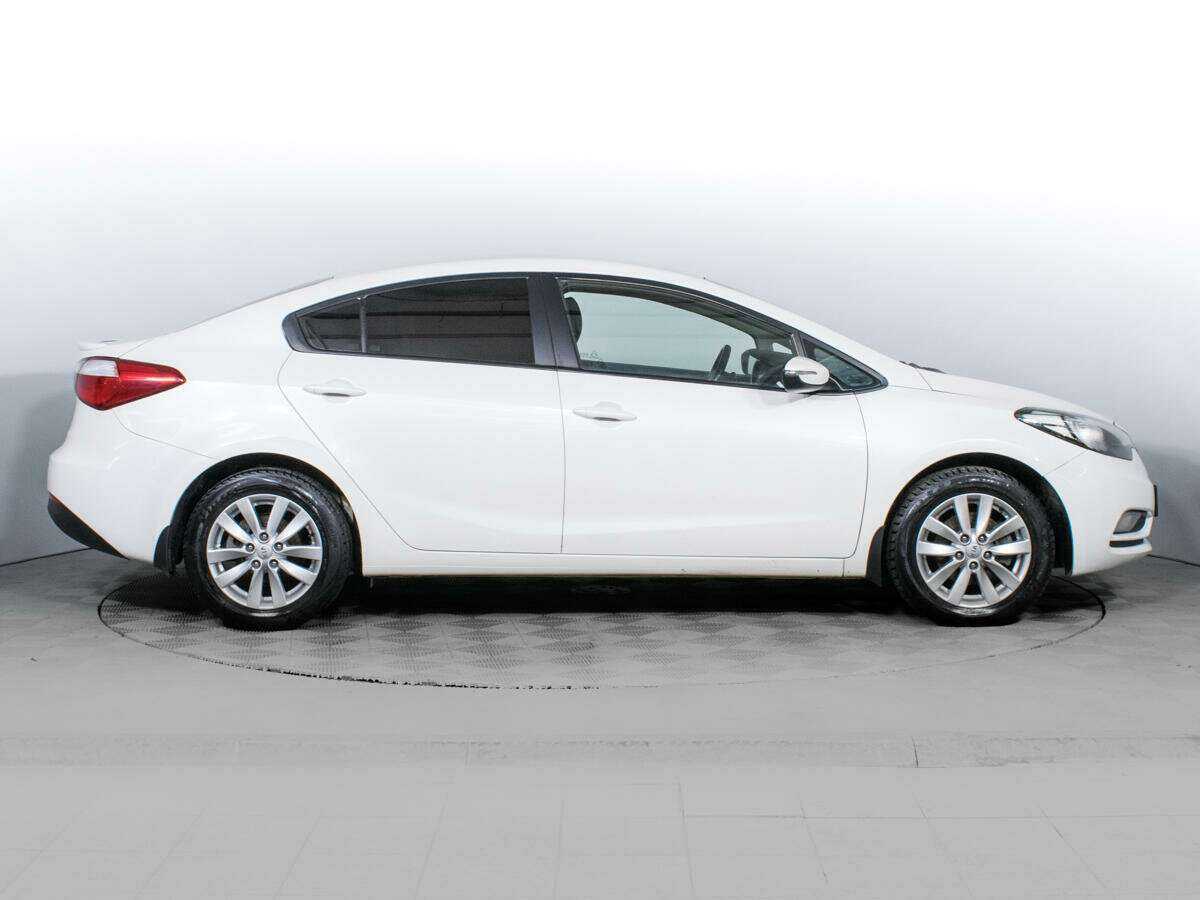 Kia Cerato 2015 года с пробегом. Фото: #3