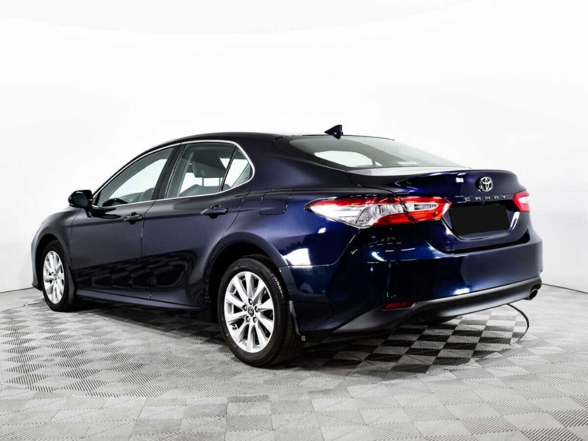 Toyota Camry 2019 года с пробегом. Фото: #6