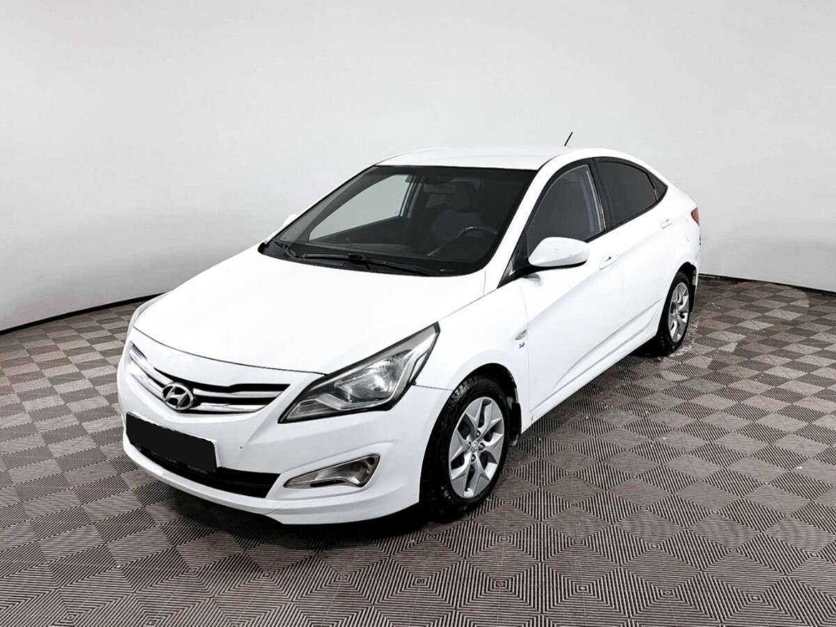 Hyundai Solaris 2015 года с пробегом. Посмотреть фото