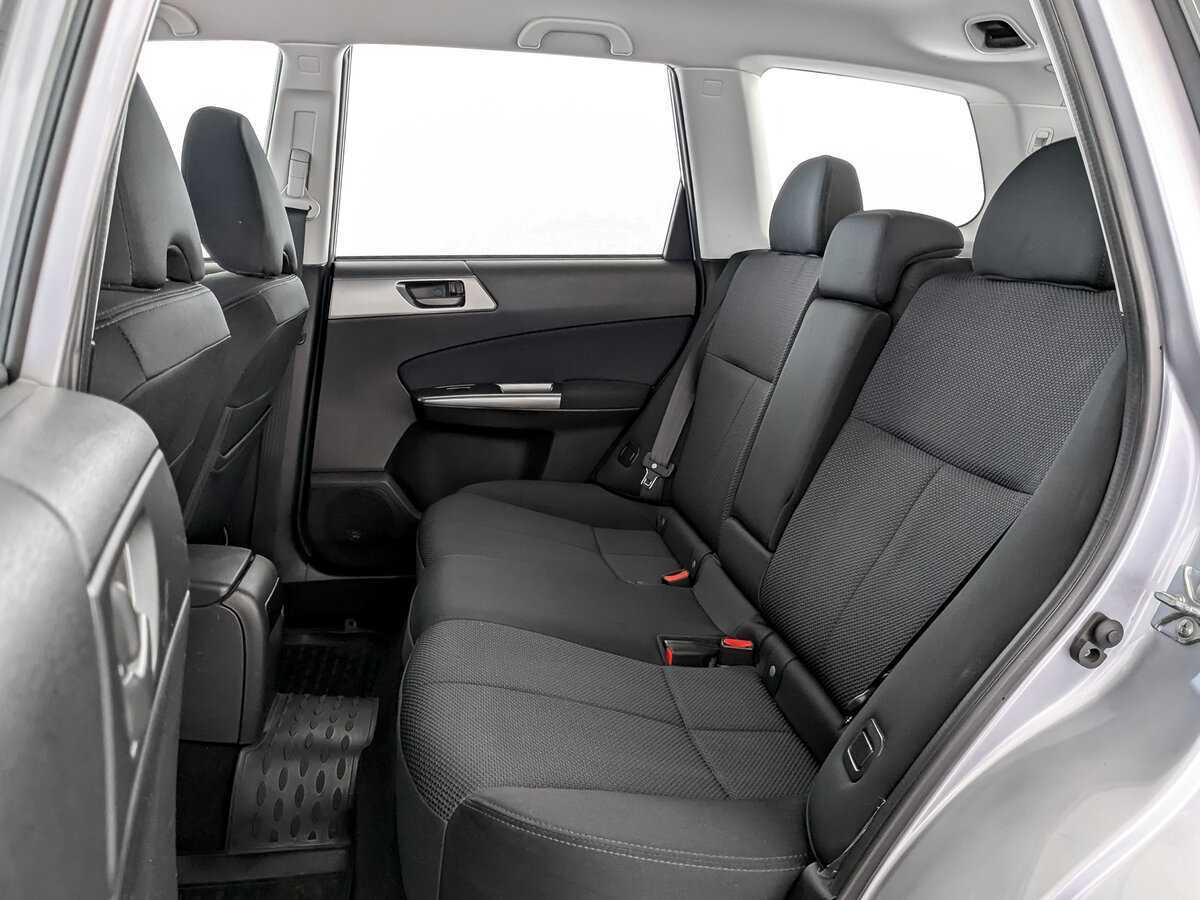 Subaru Forester 2012 года с пробегом. Фото: #9