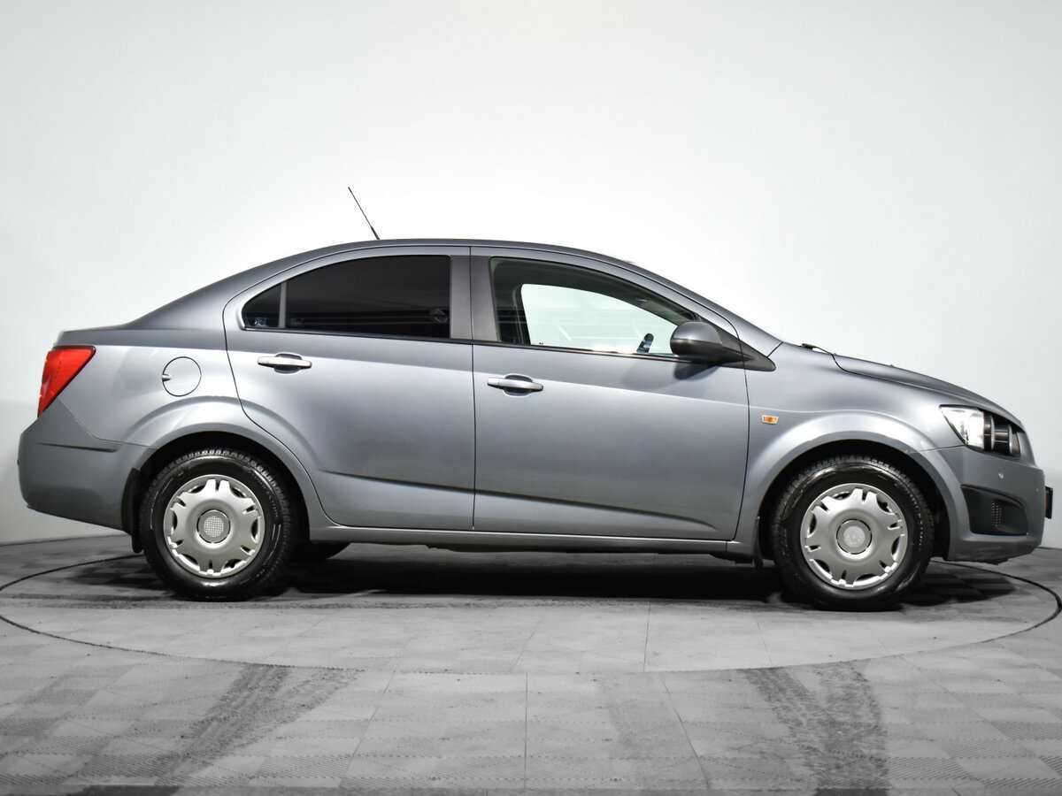 Chevrolet Aveo 2014 года с пробегом. Фото: #3