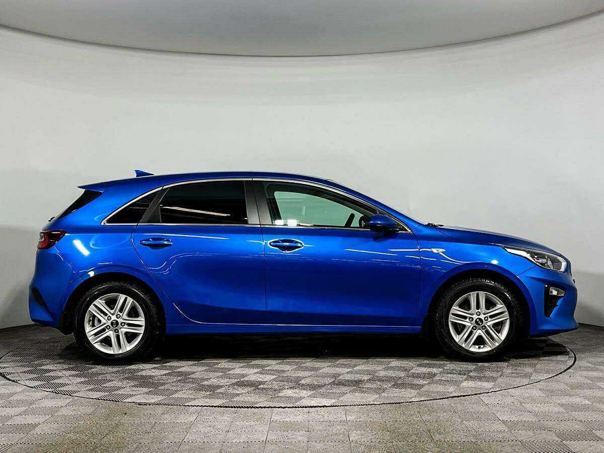 Kia Ceed 2020 года с пробегом. Фото: #3