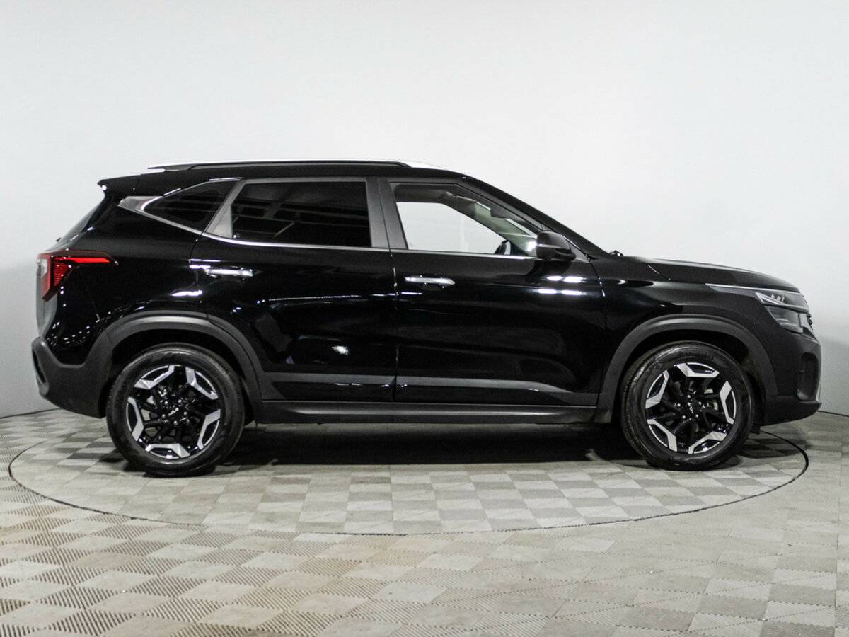 Kia Seltos 2024 года с пробегом. Фото: #3