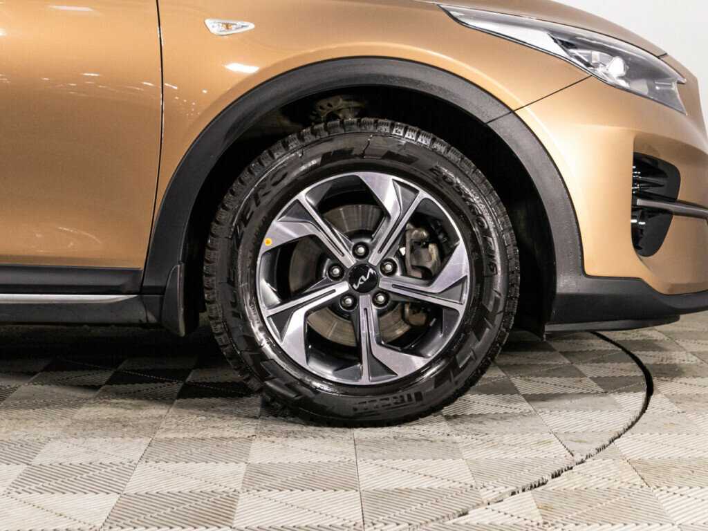Kia XCeed 2021 года с пробегом. Фото: #4
