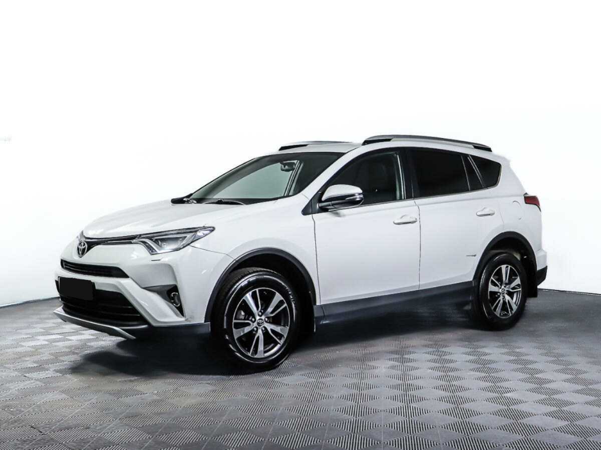 Toyota RAV4 2017 года с пробегом. Фото: #0