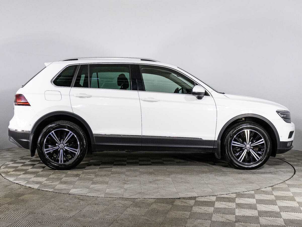 Volkswagen Tiguan 2017 года с пробегом. Фото: #3