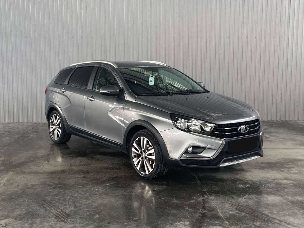 Lada (ВАЗ) Vesta 2018 года с пробегом. Фото: #2