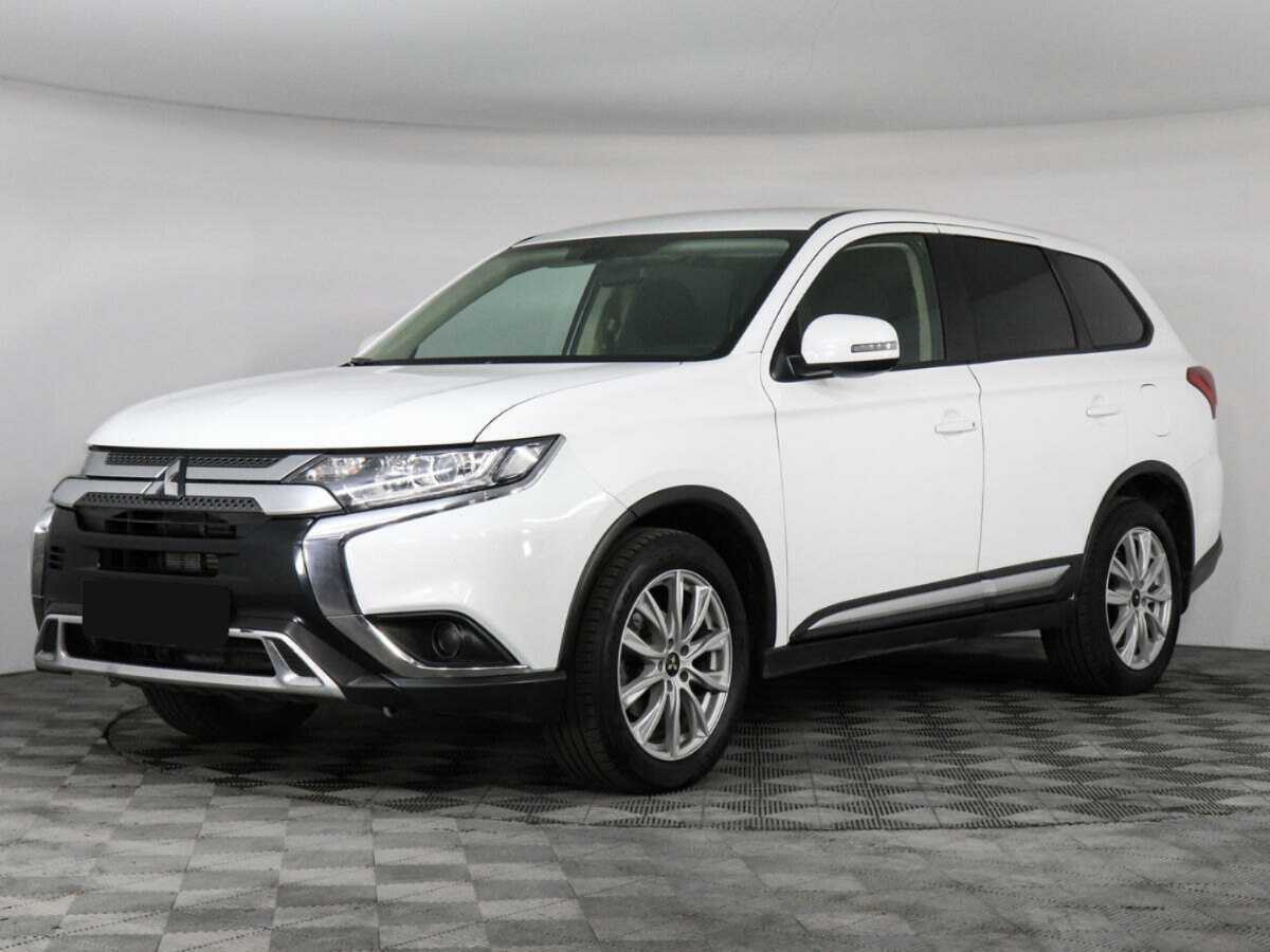 Mitsubishi Outlander 2020 года с пробегом. Посмотреть фото