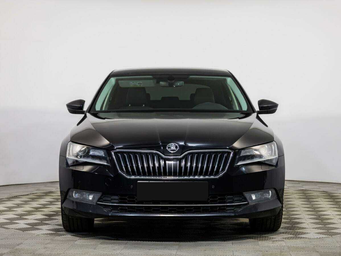 Skoda Superb 2016 года с пробегом. Посмотреть фото
