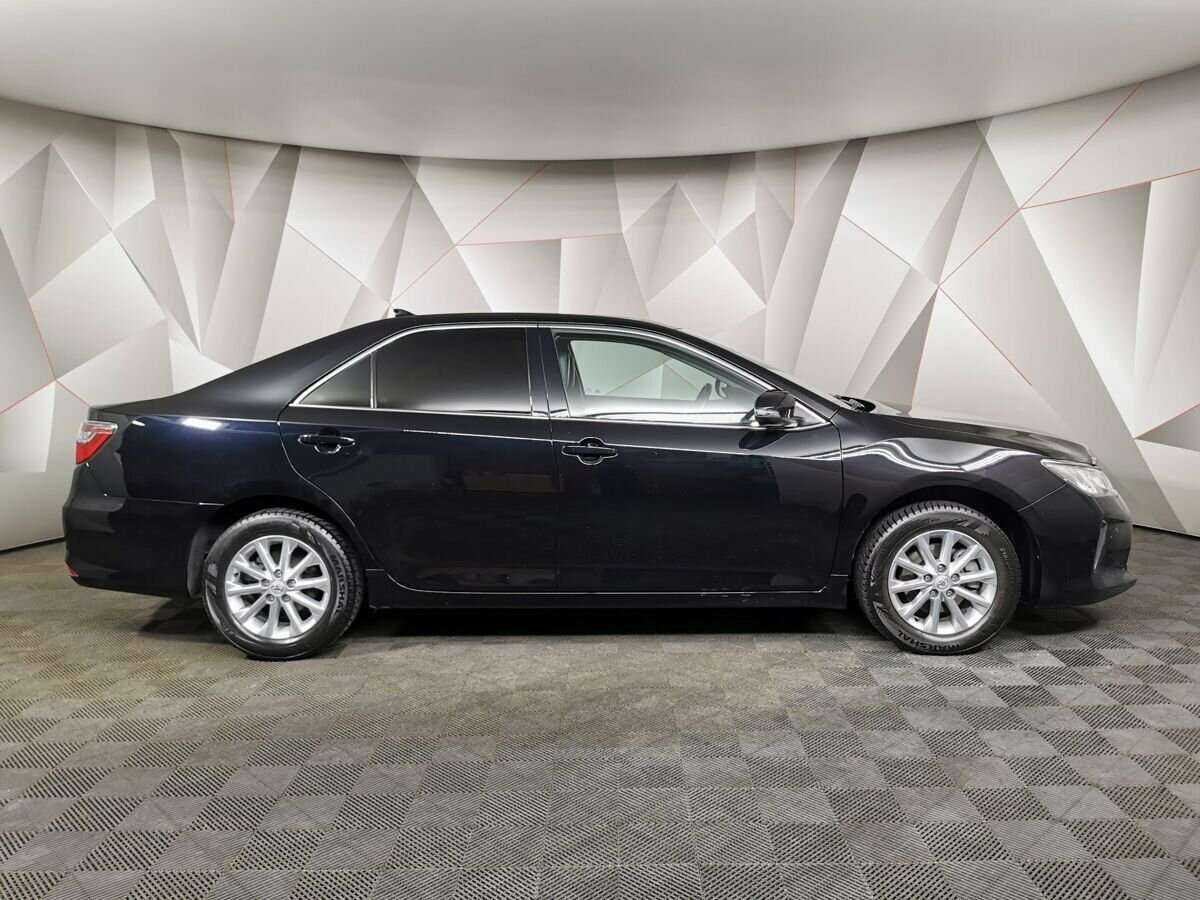 Toyota Camry 2017 года с пробегом. Фото: #5
