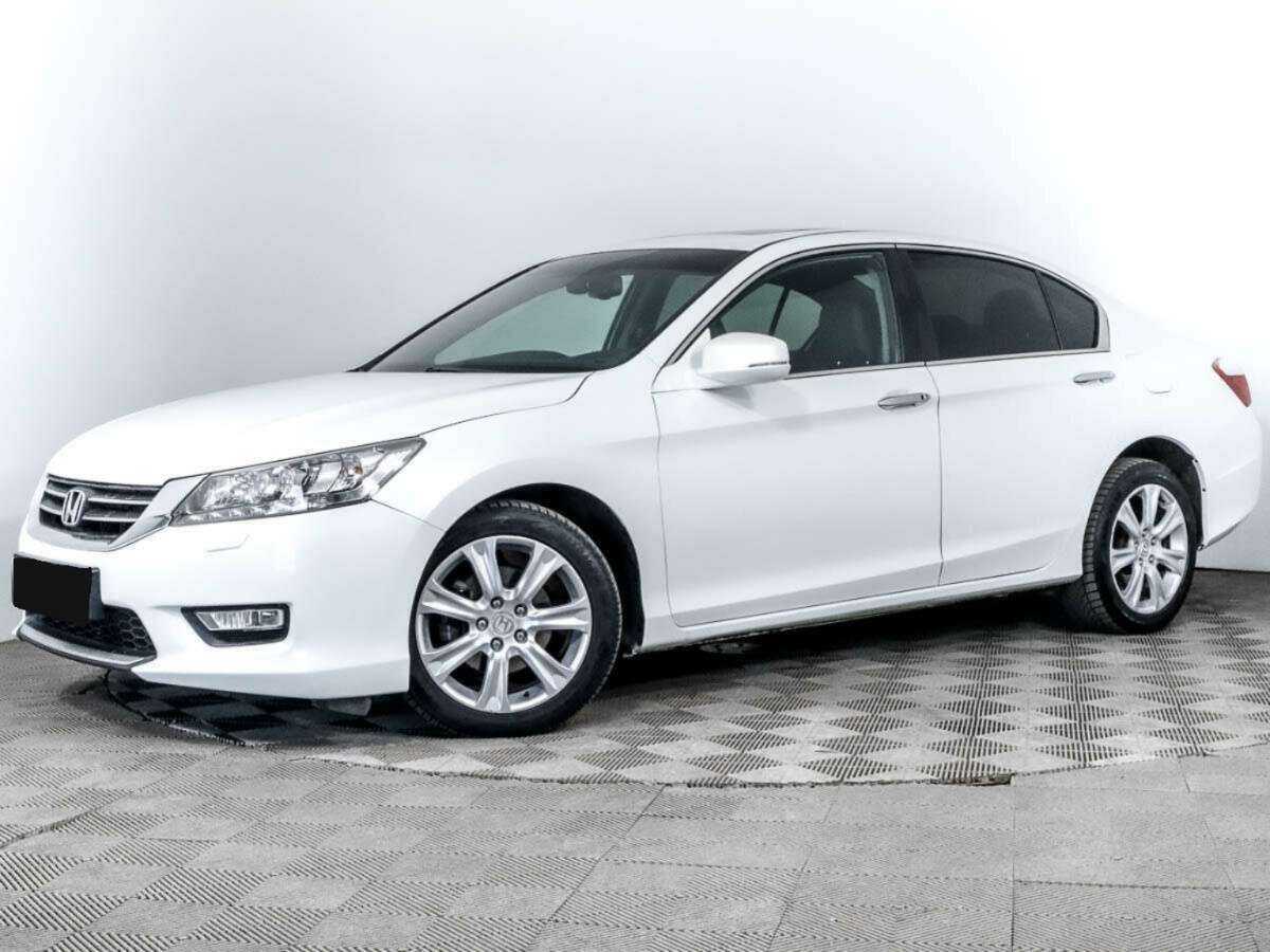 Honda Accord 2013 года с пробегом. Фото: #0
