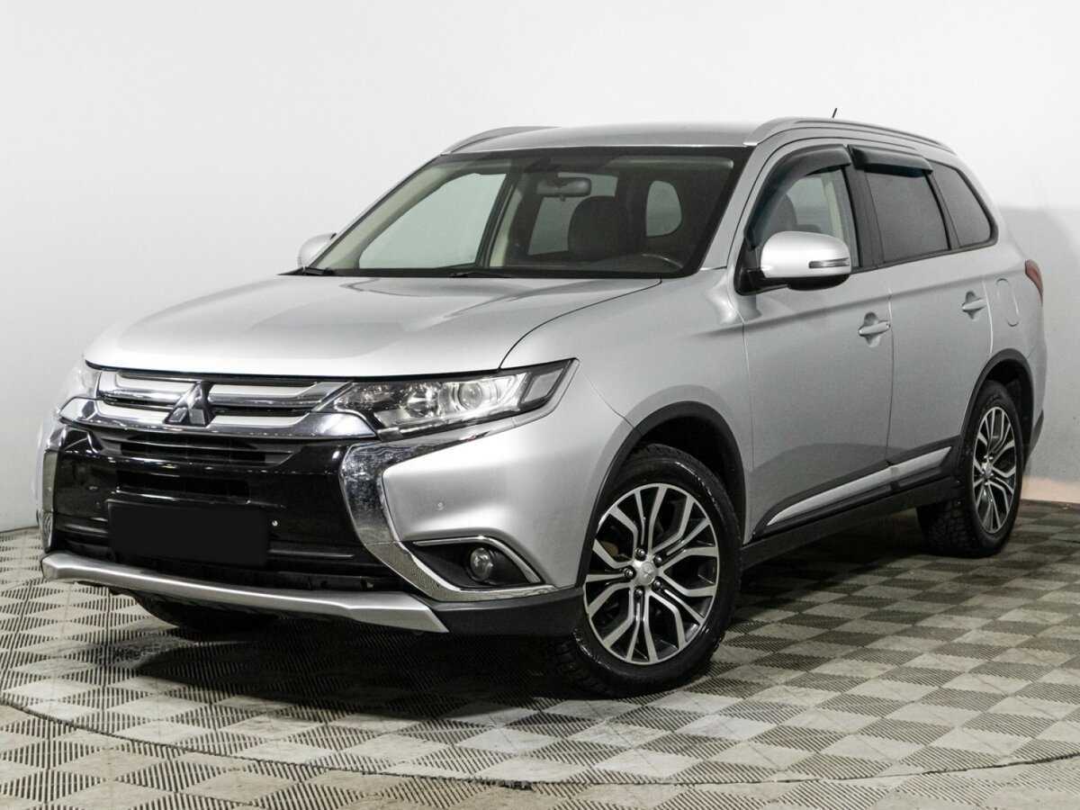 Mitsubishi Outlander 2016 года с пробегом. Посмотреть фото