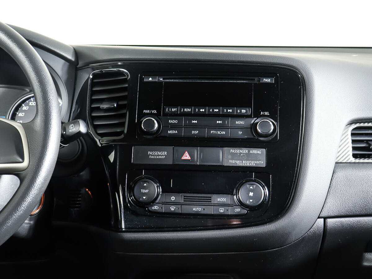 Mitsubishi Outlander 2012 года с пробегом. Фото: #11