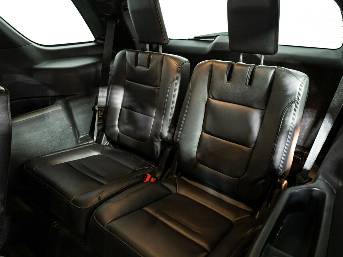 Ford Explorer 2018 года с пробегом. Фото: #18