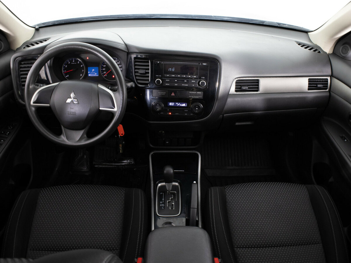 Mitsubishi Outlander 2018 года с пробегом. Фото: #5