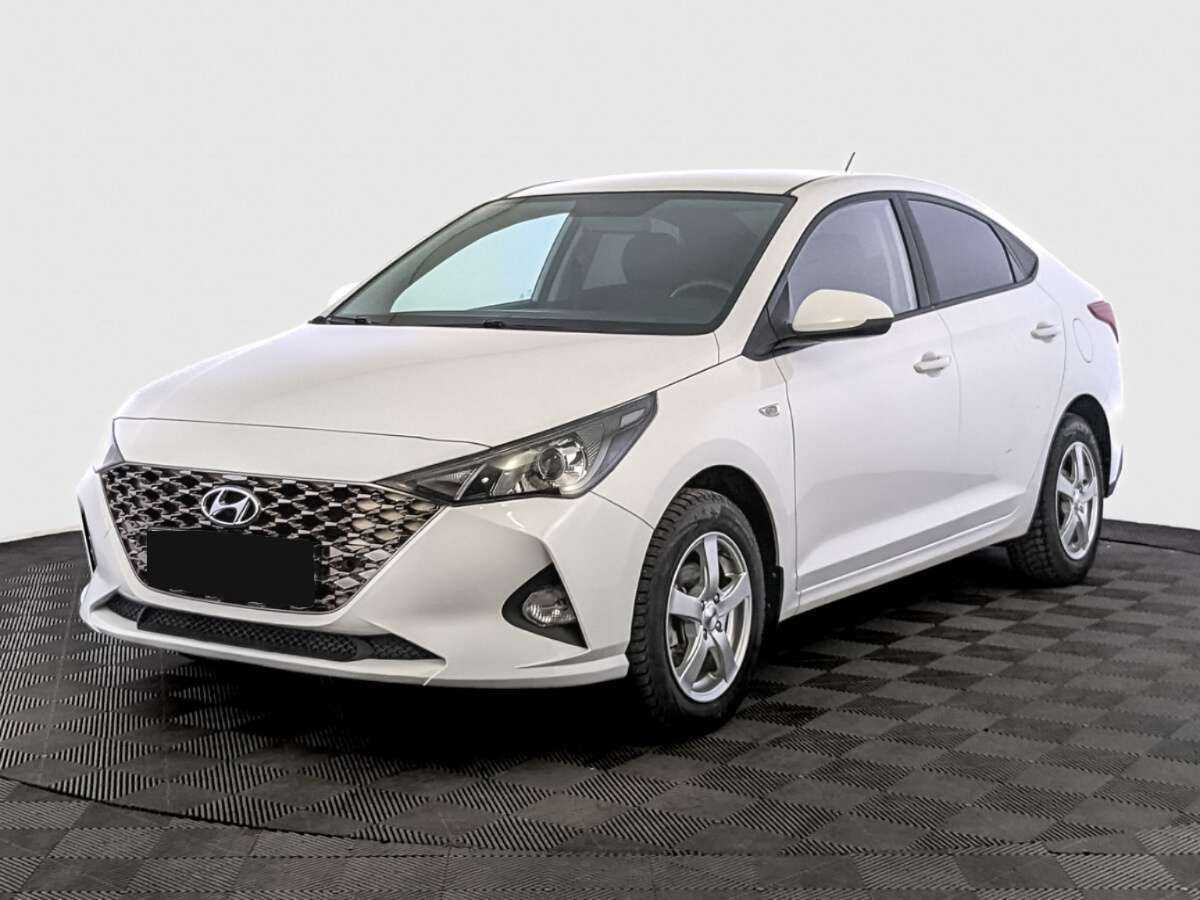 Hyundai Solaris 2021 года с пробегом. Посмотреть фото