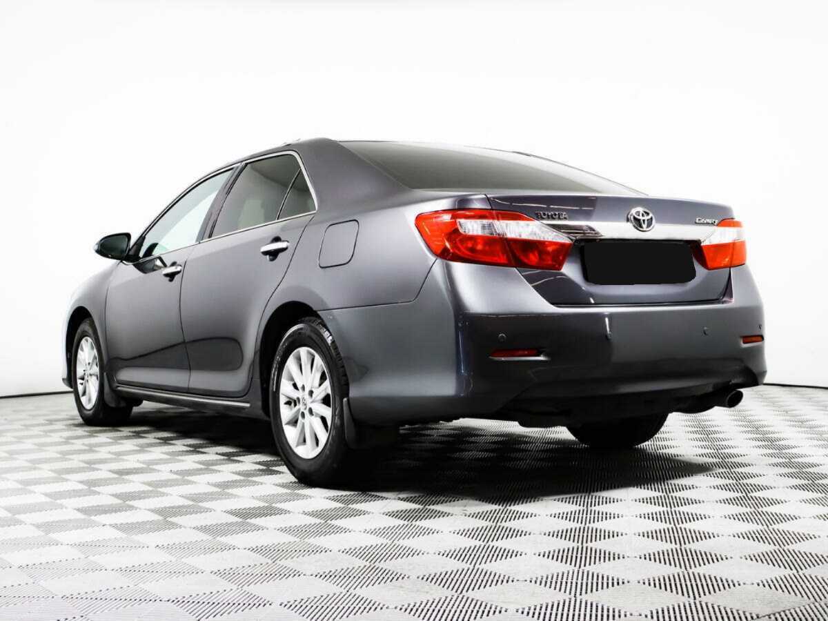 Toyota Camry 2012 года с пробегом. Фото: #5