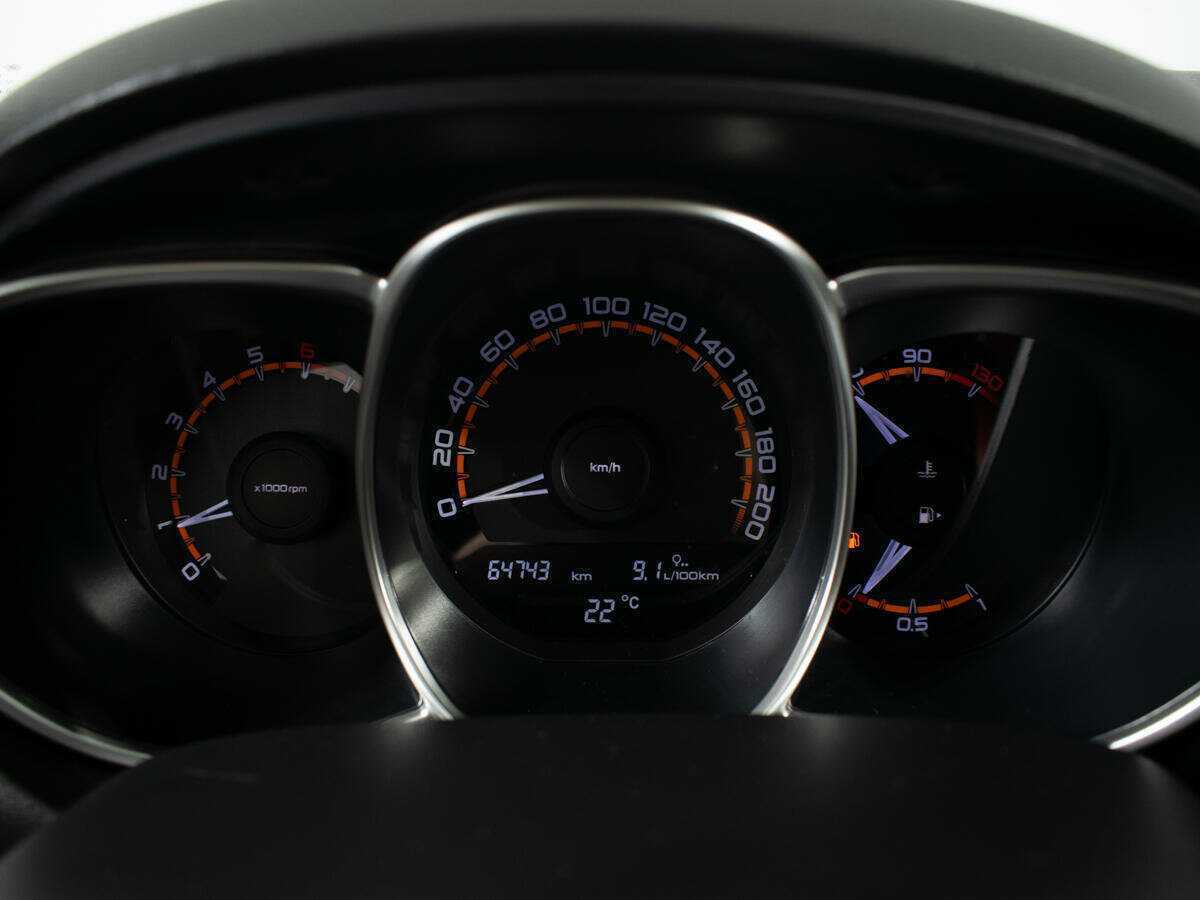 Lada (ВАЗ) Vesta 2018 года с пробегом. Фото: #8