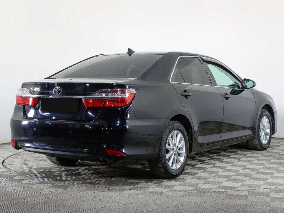 Toyota Camry 2017 года с пробегом. Фото: #4