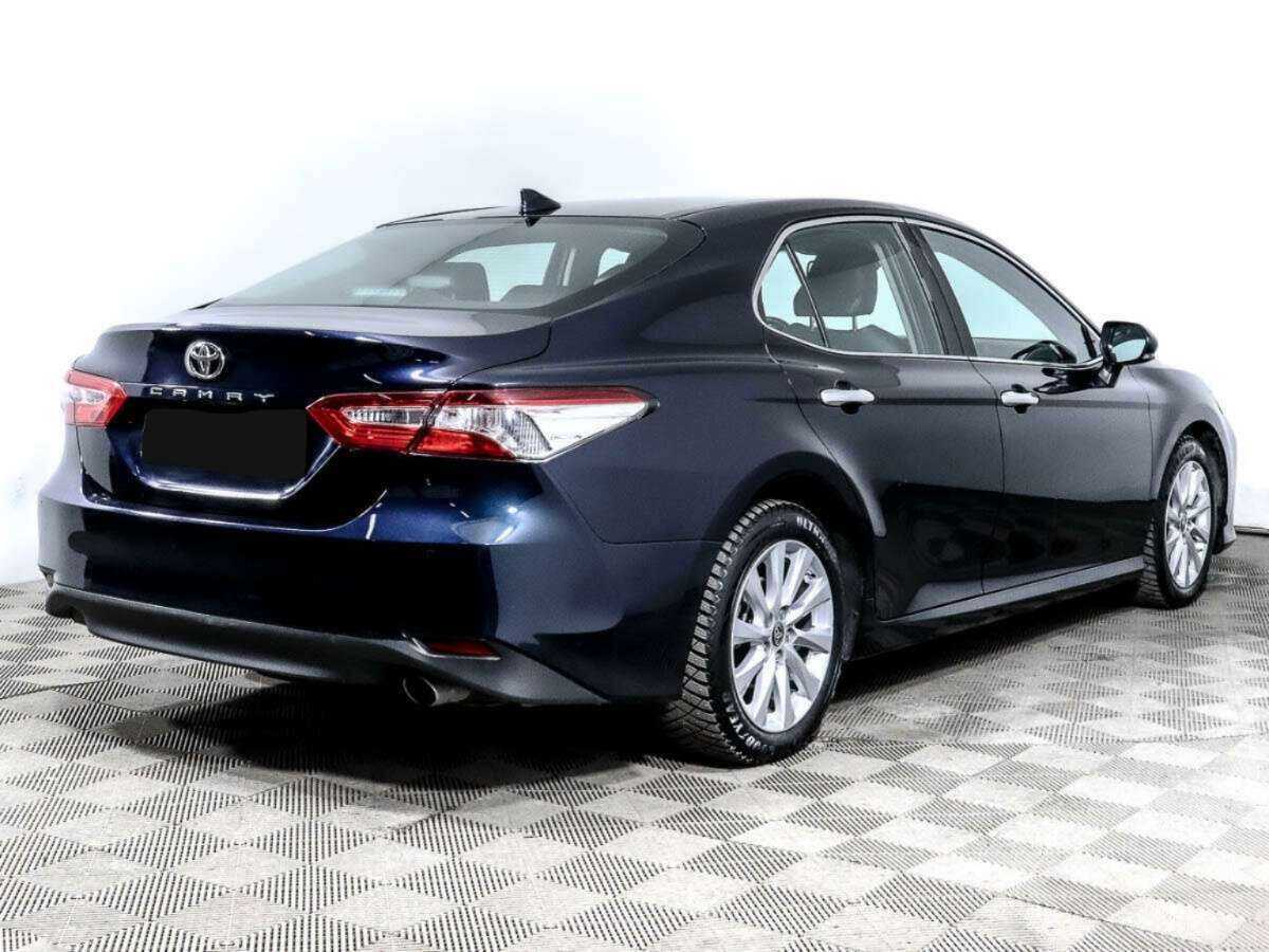 Toyota Camry 2020 года с пробегом. Фото: #2