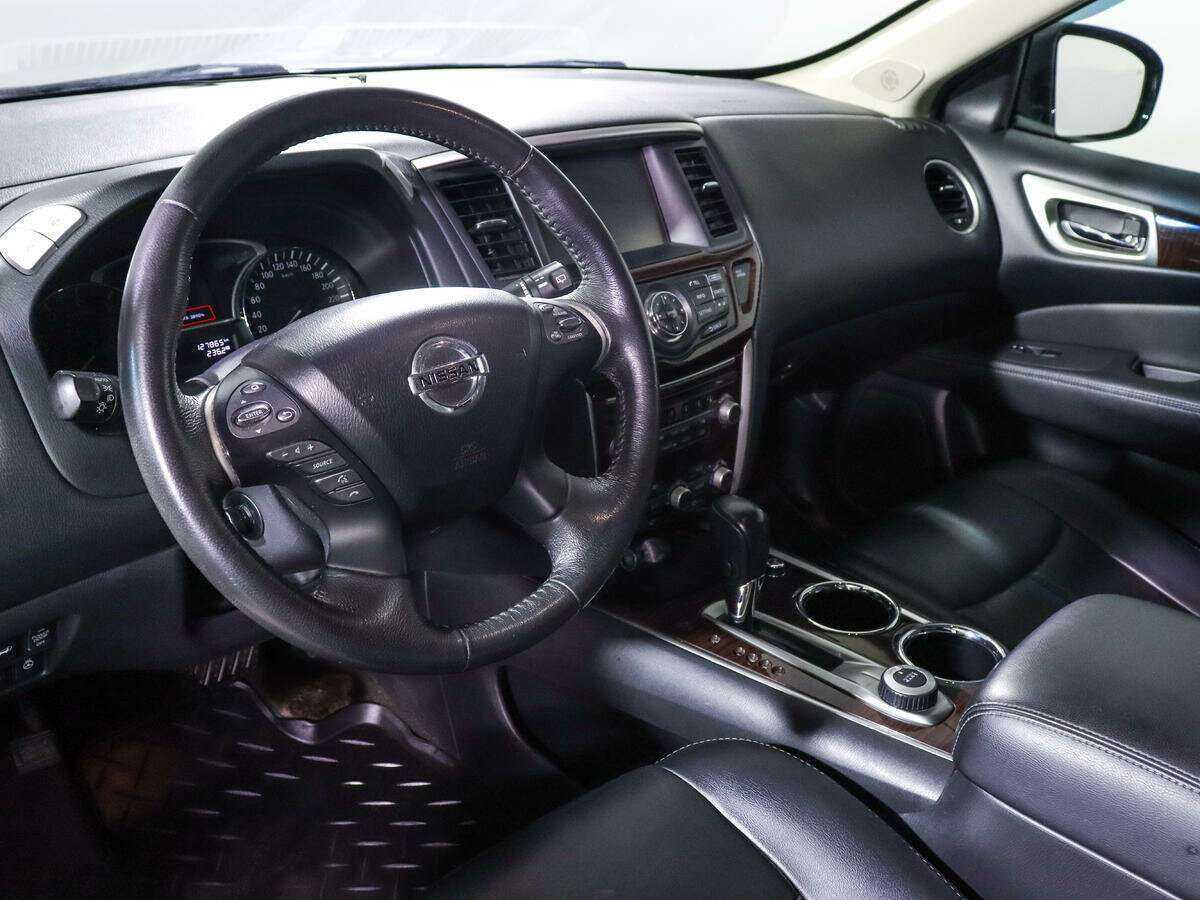 Nissan Pathfinder 2015 года с пробегом. Фото: #11