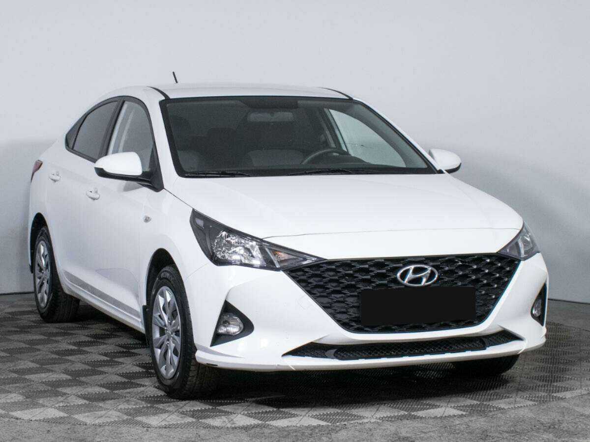 Hyundai Solaris 2021 года с пробегом. Фото: #2