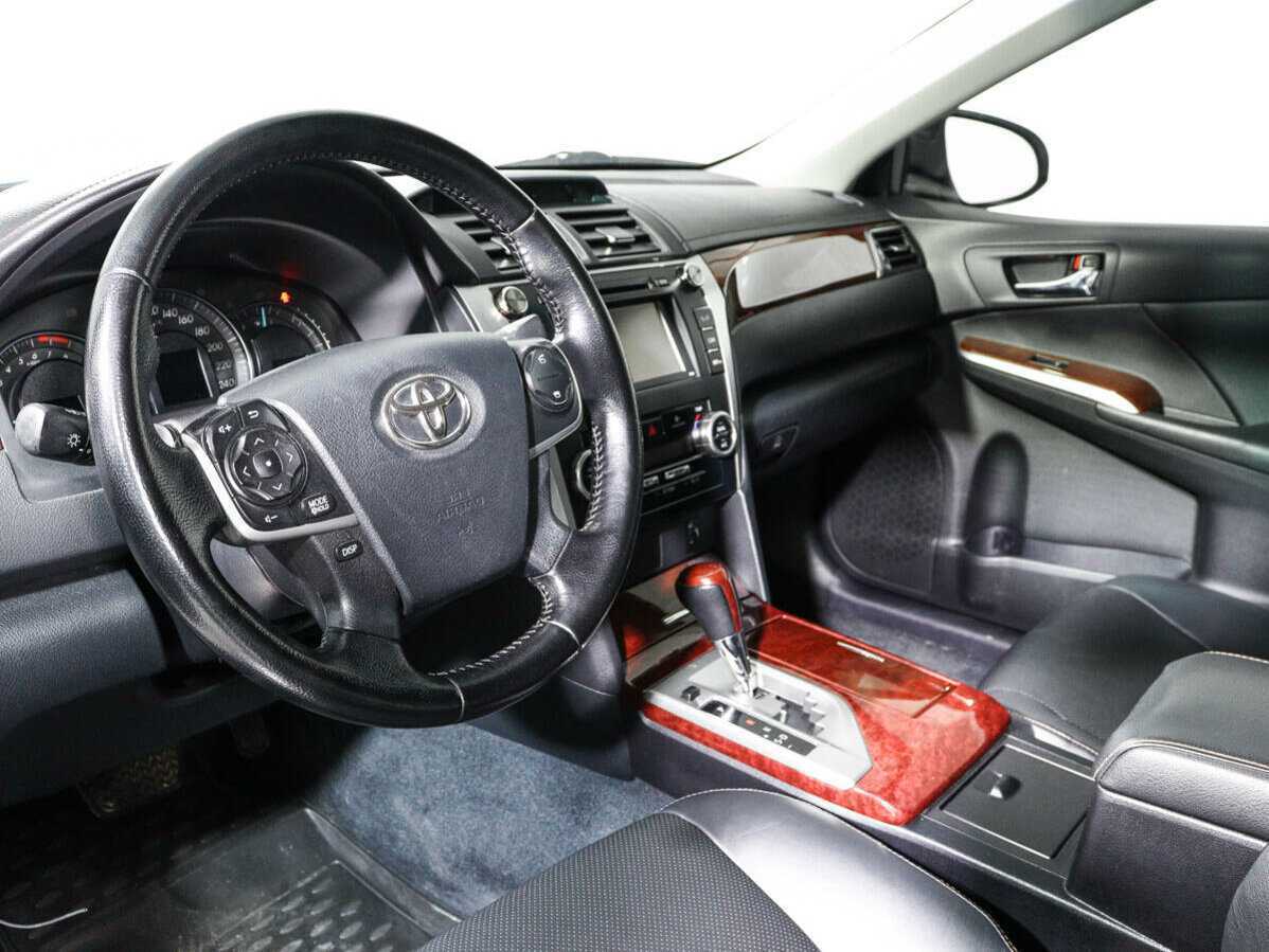 Toyota Camry 2014 года с пробегом. Фото: #13