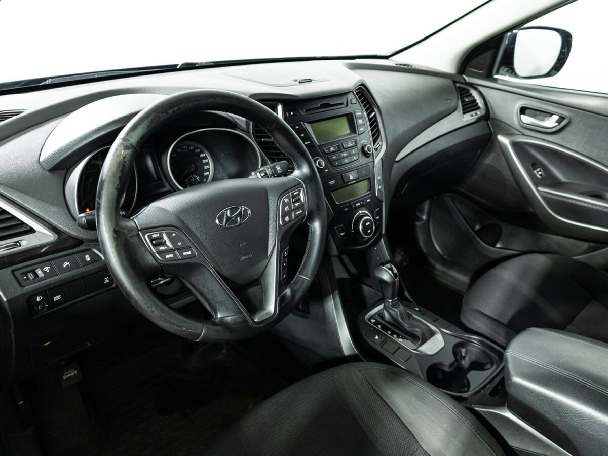 Hyundai Santa Fe 2012 года с пробегом. Фото: #10