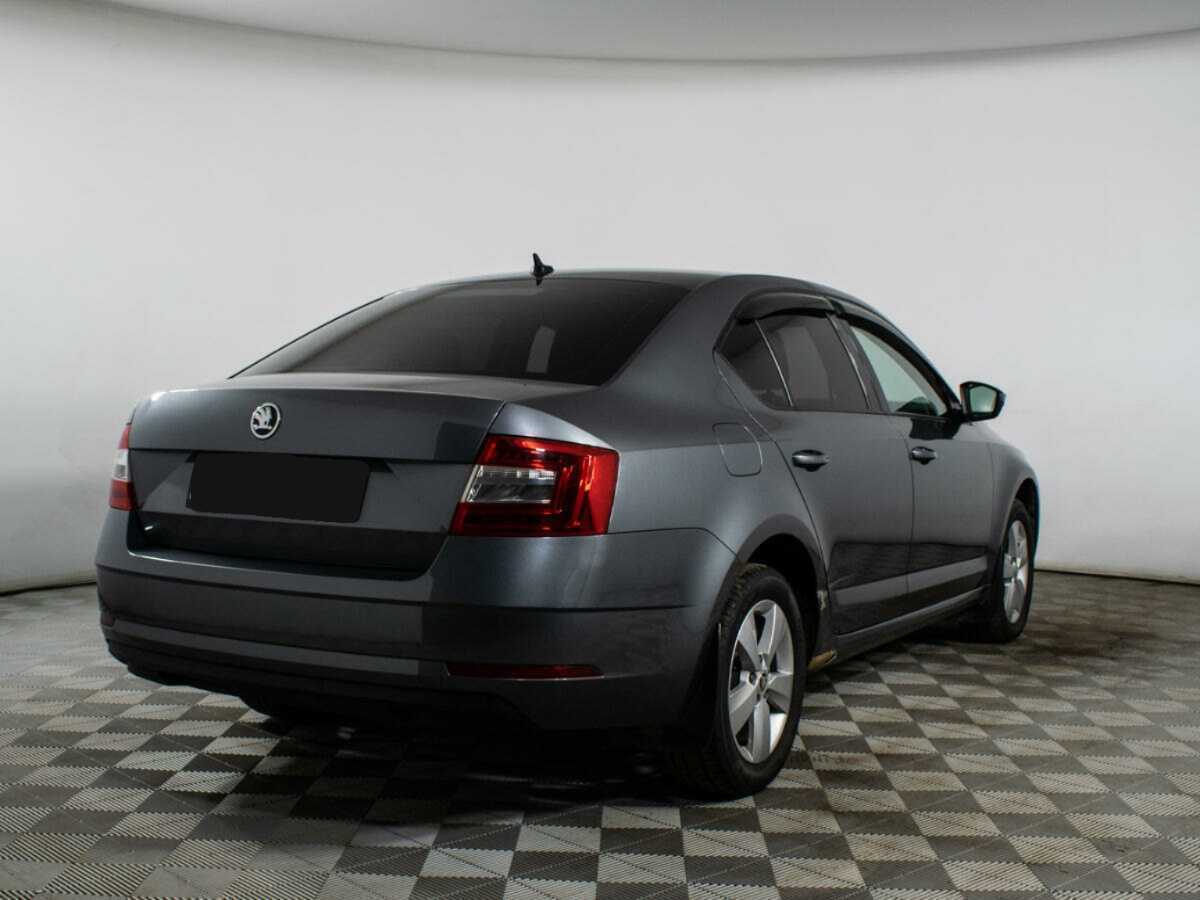 Skoda Octavia 2018 года с пробегом. Фото: #4