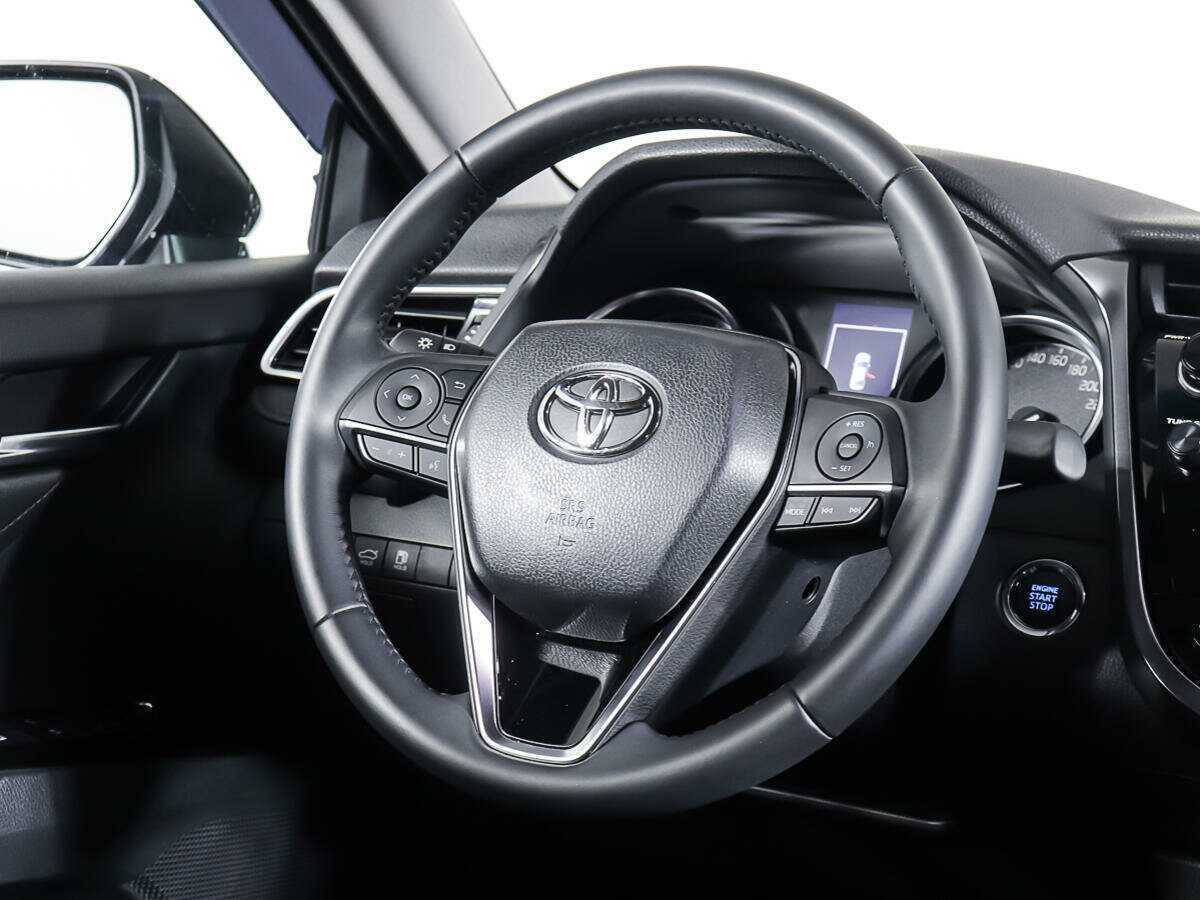 Toyota Camry 2020 года с пробегом. Фото: #12