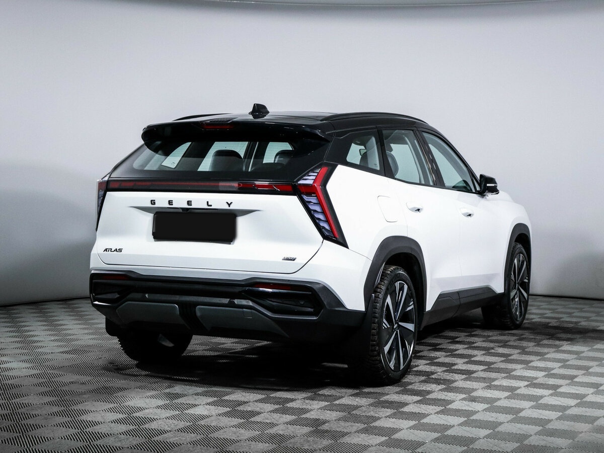 Geely Atlas 2024 года с пробегом. Фото: #5