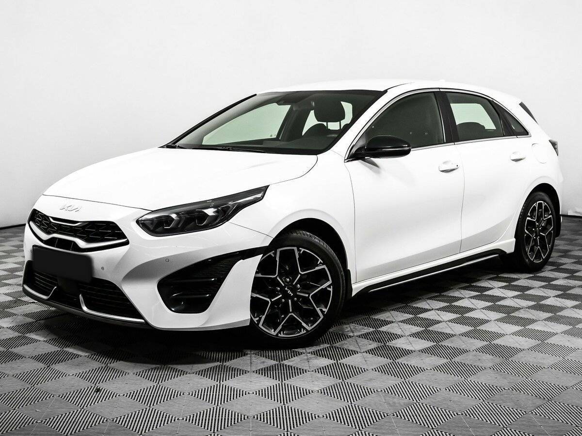 Kia Ceed 2022 года с пробегом. Посмотреть фото