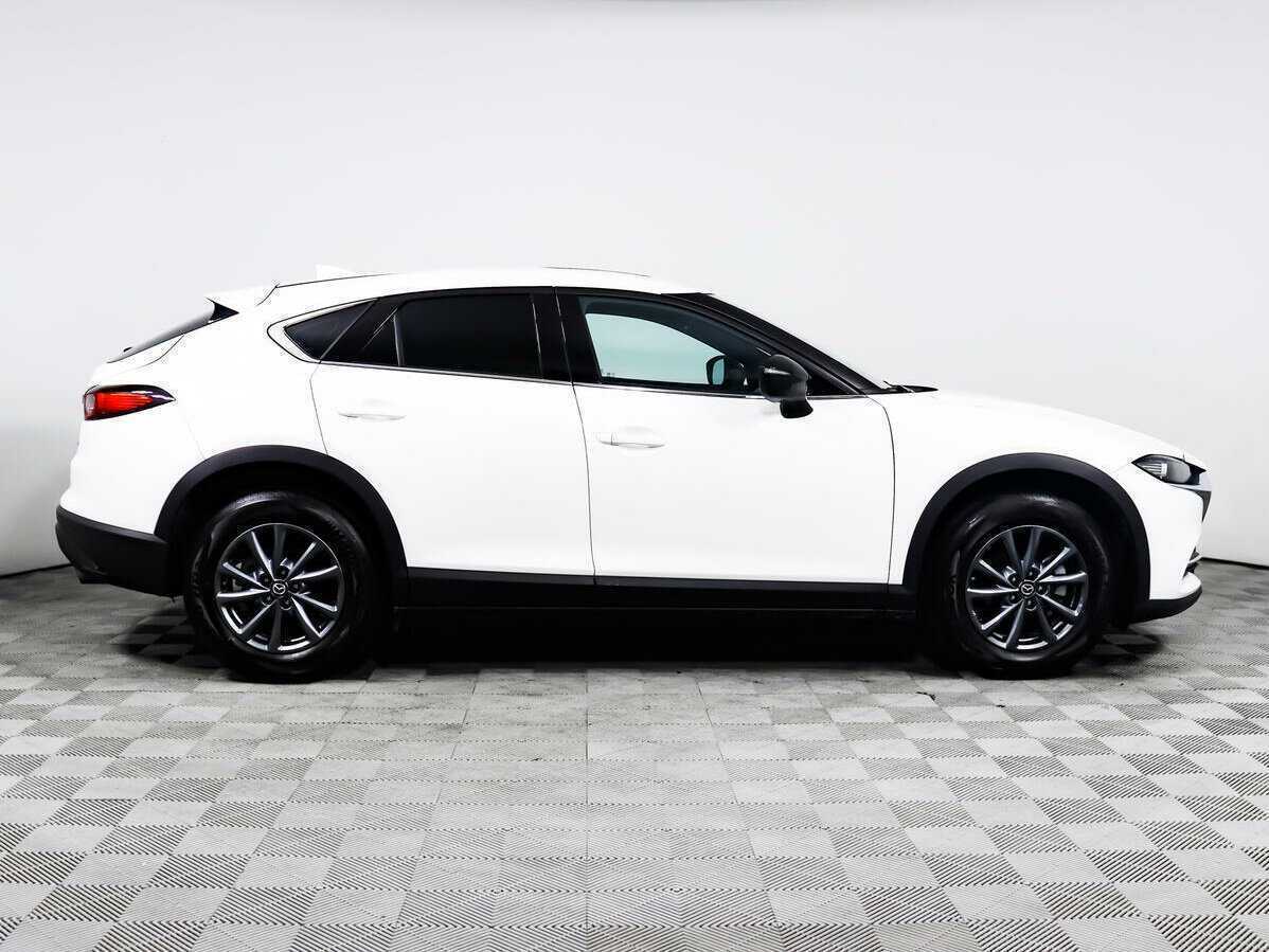 Mazda CX-4 2022 года с пробегом. Фото: #3