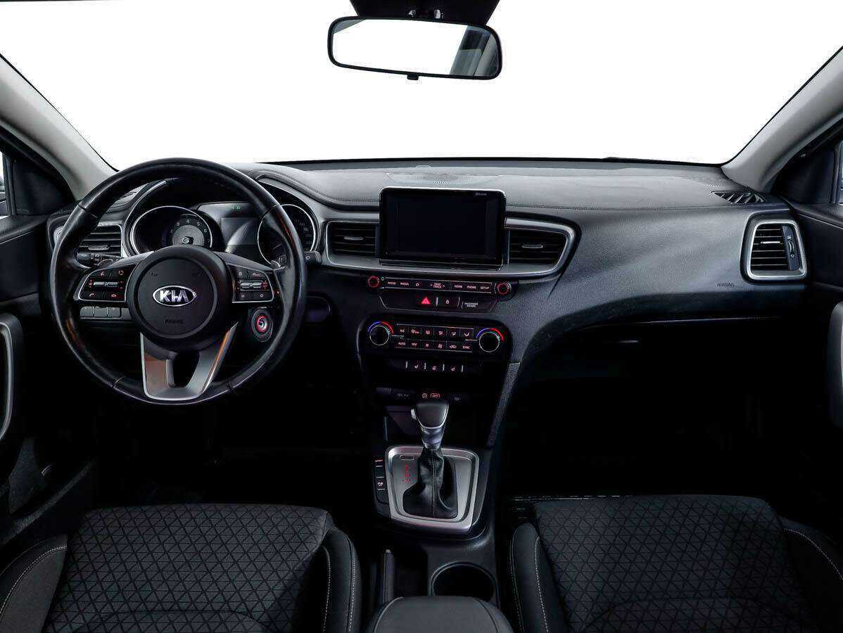 Kia Ceed 2019 года с пробегом. Фото: #10